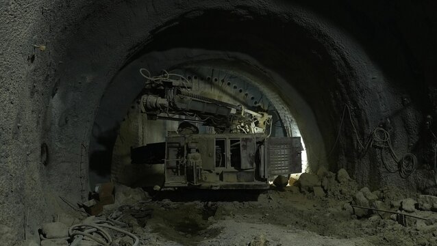 borehole drilling in subway tunnel construction