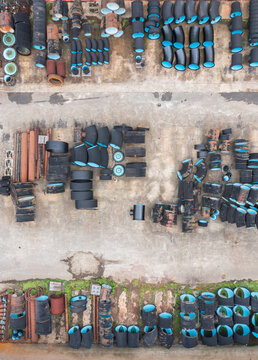 Outdoor storage of industrial pipes
