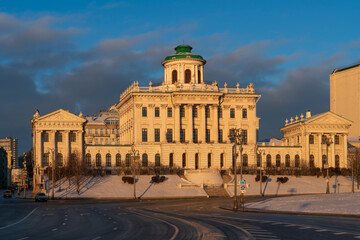 Fototapeta premium One of the most beautiful buildings in the city, the Pashkov House on Vozdvizhenka Street, now belongs to the Russian State Library on a sunny winter day, Moscow, Russia