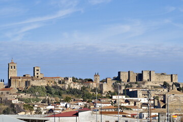 Obraz premium general view of the spanish town of trujillo