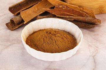 Natural Cinnamon powder with sticks