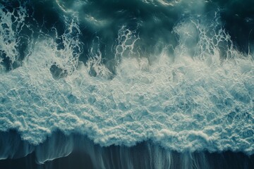 Fototapeta premium Waves crashing on the shore creating a stunning summer backdrop