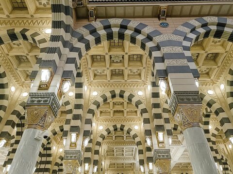 Beautiful view of the interior of the Nabawi mosque with pillars