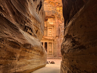 Jordan - The Siq-Petra, And The archaeological treasury in the city of Petra, the capital of the Nabataean state (one of the Seven Wonders of the World) 
