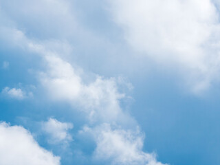 1月の青空と白い雲54