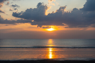 Fototapeta premium sunset over the sea