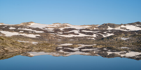 Lake Svartavatnet in Hardangervidda early morning