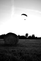 latanie na paralotni © Stefan