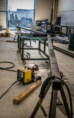 Steel and industrial iron welding technicians, factory, industrial building professionals, drilling iron and other metals.