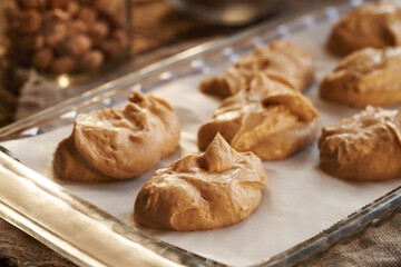 Preparation of alternative healthy sweets from greek yogurt, nut butter, maple syrup and vanilla