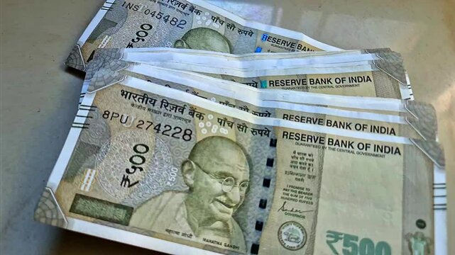 close up of new 500 rupees Indian currencies background.