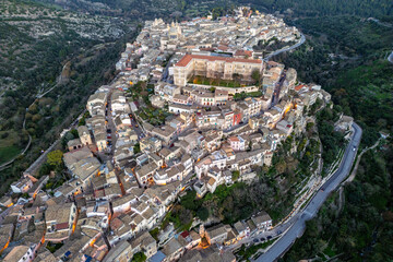 Ragusa Ibla al tramonto