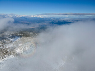 Obraz premium Winter view of Pirin Mountain near Polezhan and Bezbog Peaks, Bulgaria