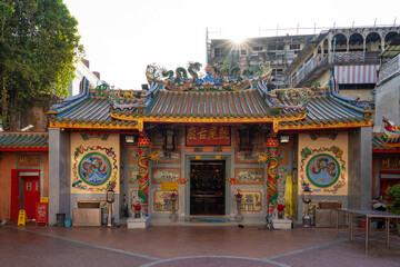 レン・ボァイ・イア龍尾廟