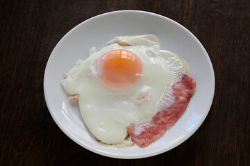 ベーコンエッグ