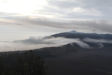 Obraz premium fog over the mountains