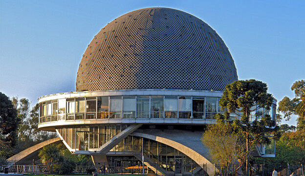 Edificio do Planetario de Buenos Aires. Argentina.