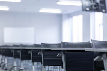 誰もいない教室