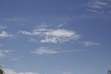 NUBES © Logan