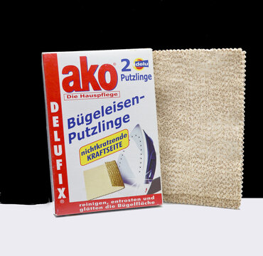 Feuille de nettoyage pour semelle de fer &agrave; repasser de chez Ako