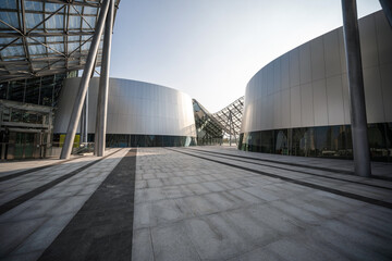 Contemporary Architectural Marvel with Sleek Curves and Glass Facades