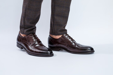 Men's classic shoes with natural leather, men's shoes under a classic suit