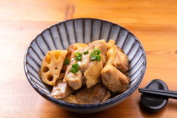 れんこんと鶏の醤油こうじ炒め