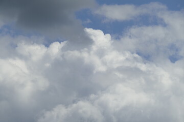 Graue Quellwolken, Grauer Himmel, Deutschland