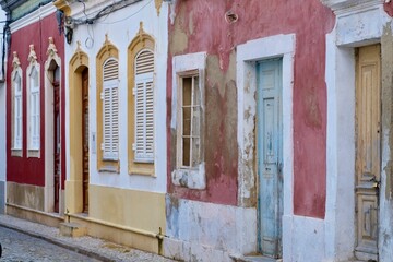 Fototapeta premium Colorful house facades in the old town of Olhão, Algarve, Portugal