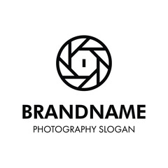 Letter O Shutter Photography Logo, for brand related to camera, lens, and aperture