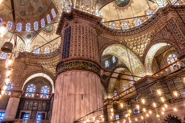 Obraz premium Blue Mosque, Istanbul, Turkey. Blue Mosque or Sultan Ahmed Mosque built in 1616 by Ottoman Turks. Islamic decorations with flowers and verses from Koran