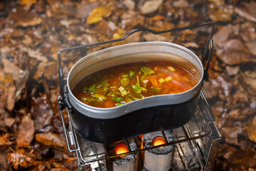 キャンプの食事　Outdoor and camping breakfast set