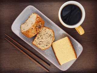 달콤한 파운드 케이크, 카스테라와 커피