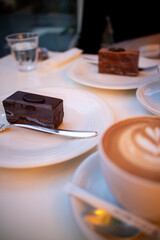 ガトーショコラとカプチーノ
