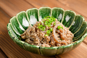 つきこんにゃくの子和え