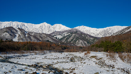 雪の北アルプス　白馬三山　長野県白馬村 © RATM
