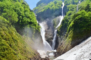 立山 称名滝　 初夏の風景