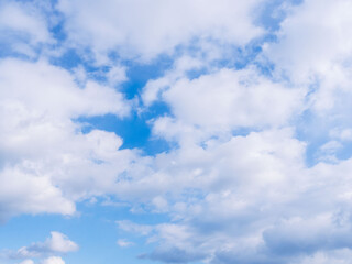 Obraz premium 1月の青空と白い雲96