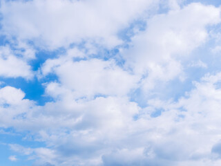 1月の青空と白い雲95