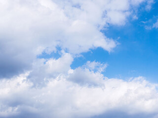 1月の青空と白い雲114