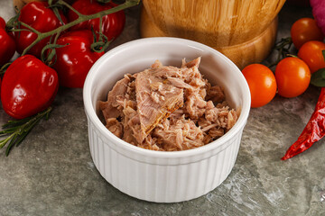 Canned tuna fish for salad