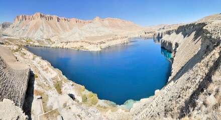 Obraz premium Band-e Haibat Lake in Afghanistan's Band-e Amir National Park