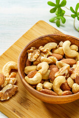 ミックスナッツ