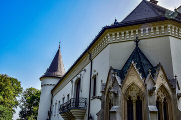 church of the holy cross