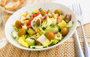Fresh vegetarian healthy vegetable salad