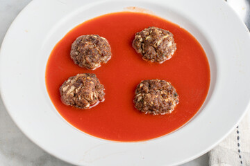 tomato soup  with meat balls