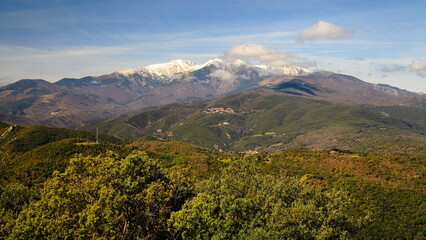 Fototapeta premium Vue du Canigou dans les Pyrenees Orientales