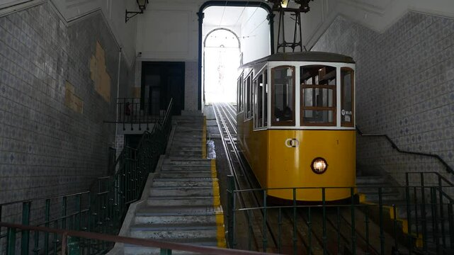 Bica Funicular, Ascensor da Bica. lower stop. Empty station. Waiting for passengers. Lisbon, Portugal. 06.20.2021