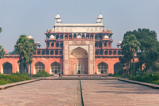View of the historic Tomb of Akbar with beautiful architecture and scenic gardens, Agra, India.
