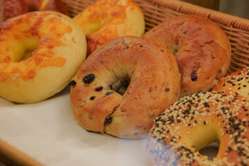 Many favor of bagels in bakery shop.